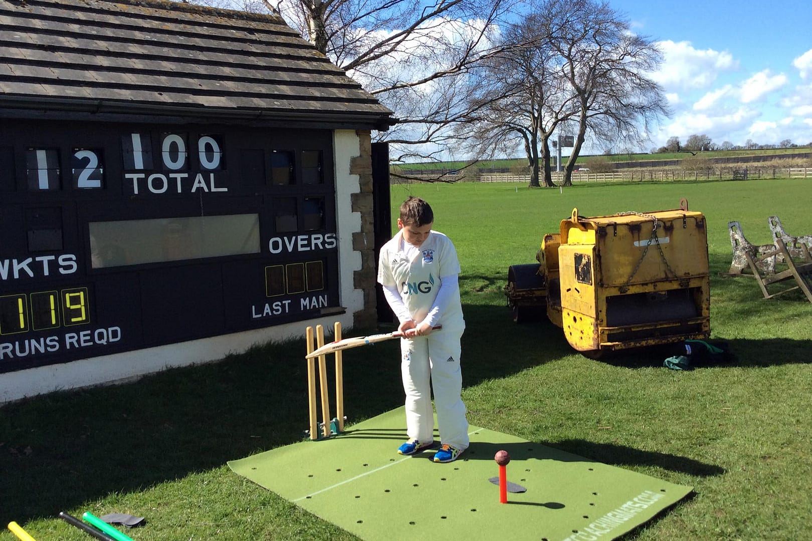 Cricket training drills - Club-practice-with-cricket-Training-mat